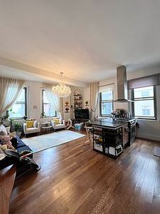 120 Greenwich St APT 6C, New York, NY, 10006