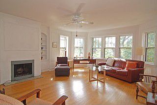 5th image of 6549 N Ashland Ave #3S