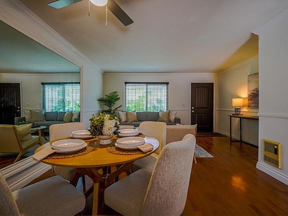 2nd image of 444 Ridgeway Ct