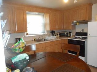 75 Fuller St APT 1, Waltham, MA 02453