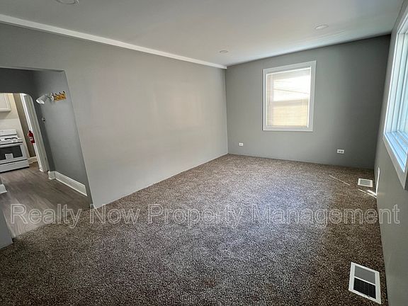 2nd image of 12228 Fairview Ct