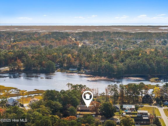 3rd image of 1126 River Drive