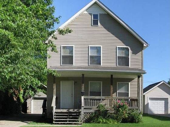 2nd image of 1825 E 30th St