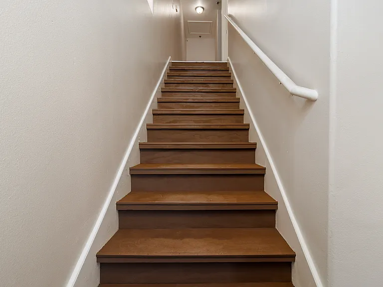 1303 W Fig Ave #1 — Photo 8