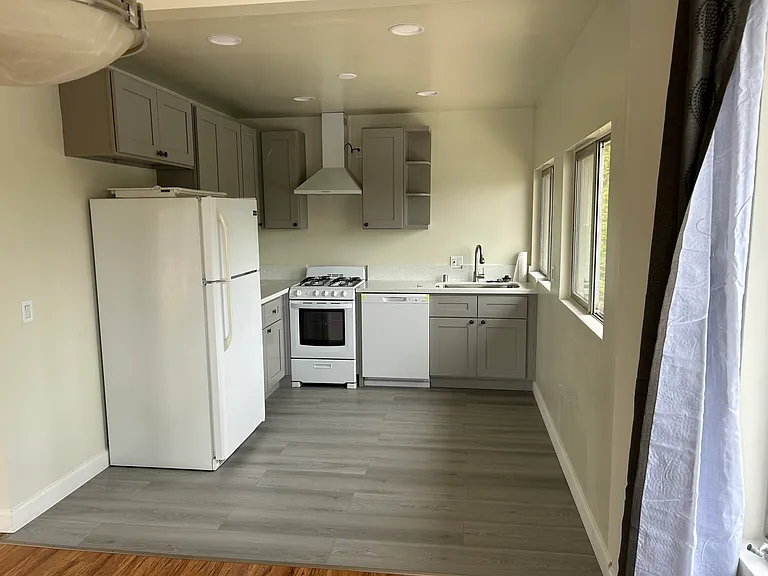 Upgraded Kitchen