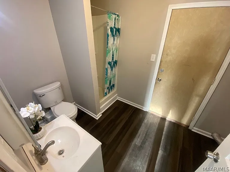 1229 Karen Rd — Photo 7