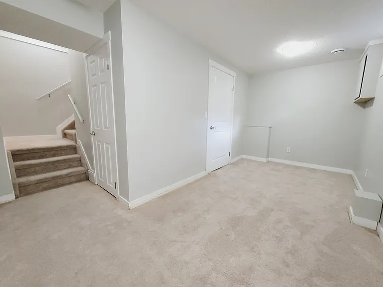 1748 Lakewood Road South NW — Photo 15