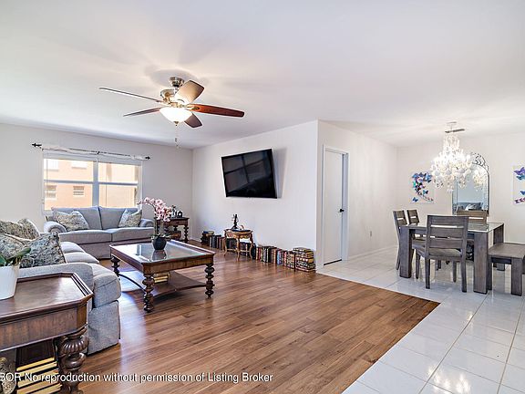 3rd image of 3520 S Ocean Blvd #A-305