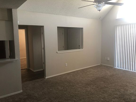 5th image of 1117 Amherst Dr APT 3051