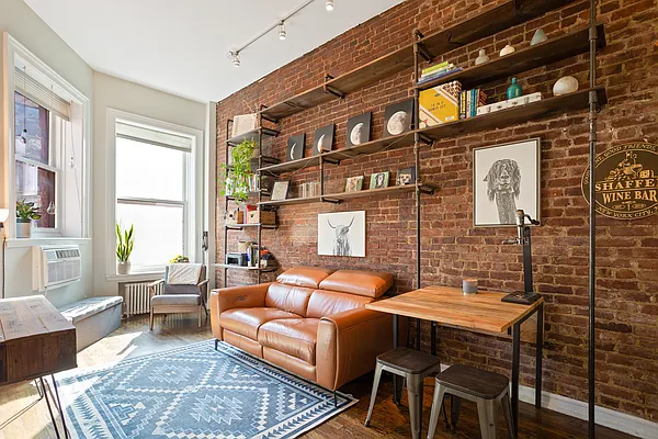 Rented by Compass | media 17