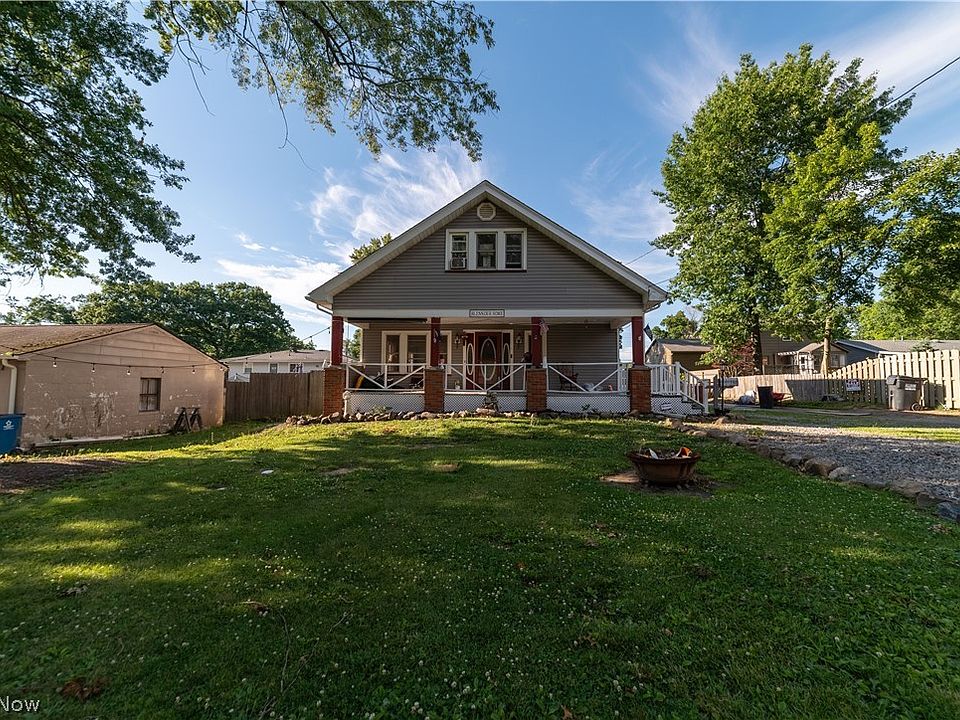 1st image of 224 Meadowbrook Ave