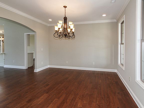 4th image of 128 Stone Dr