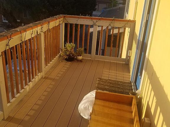 5th image of 860A Bell St #A