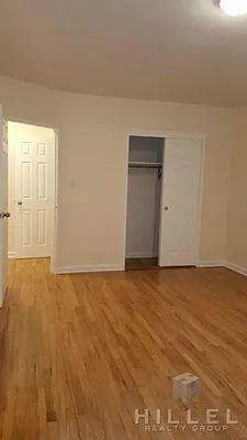 Rented by Hillel Realty Group | media 15