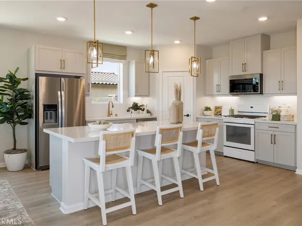 7672 Sienna Springs Loop, Highland, CA 92346