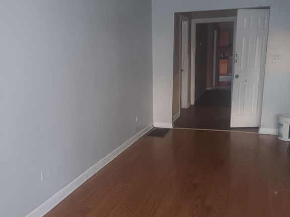 3rd image of 1313 S Karlov Ave #3
