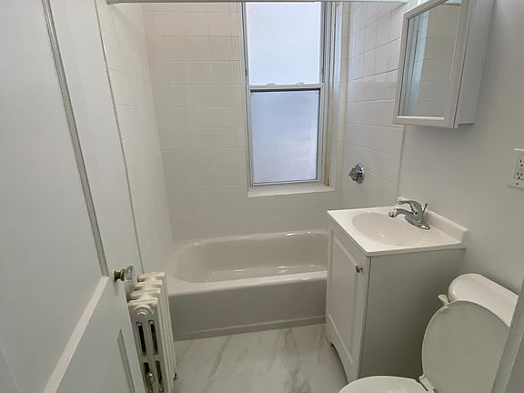 5th image of 1477 Beacon St #8vnkgde3s