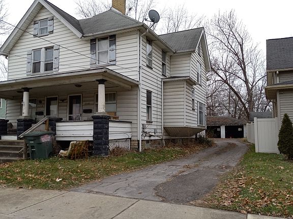 2nd image of 158-160 N Arlington Ave