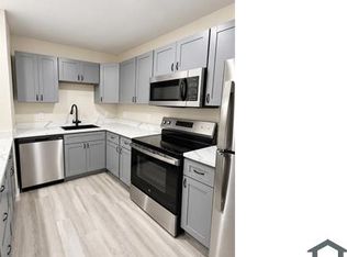 355 N 18th St APT 1201, Beaumont, TX 77707