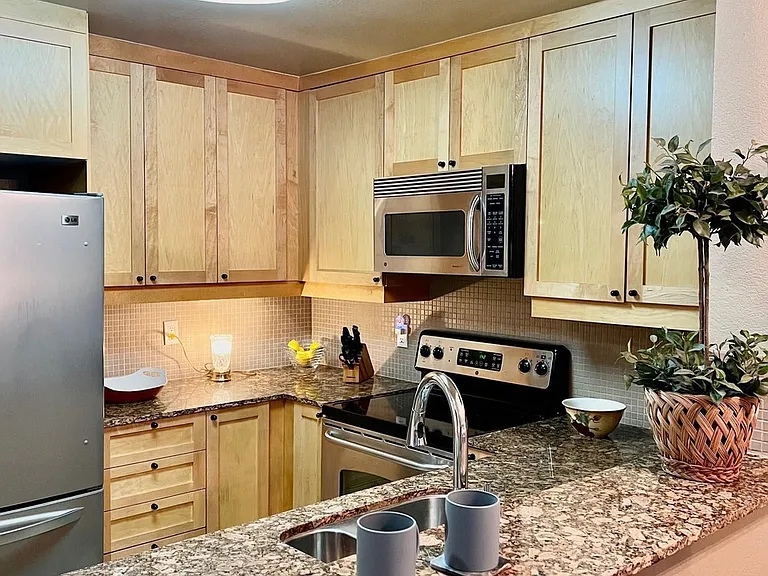 8889 Caminito Plaza Centro #7229 — Photo 10