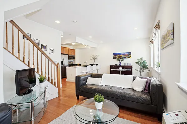 Sold by Keller Williams NYC | media 6