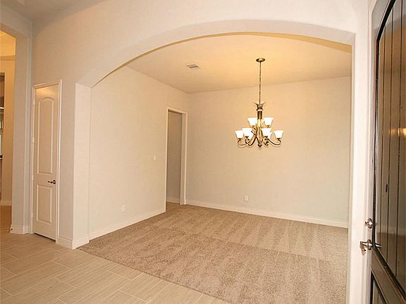 3rd image of 3424 Golden Cypress Ln
