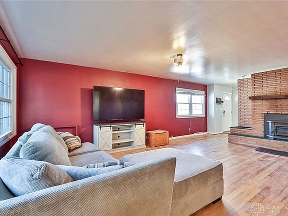 5th image of 3467 Carol Ann Ln