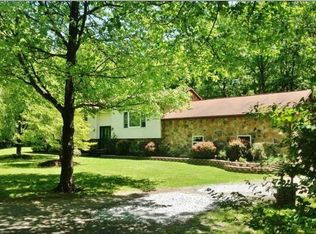 25 Palm Dr, Lehighton, PA 18235