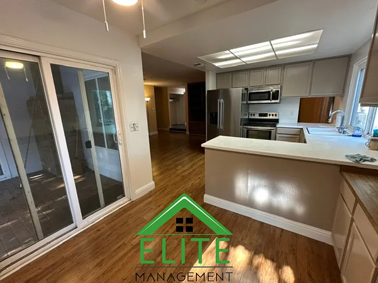 2901 Davenport Way — Photo 10