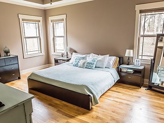 Master Bedroom - 1st Floor