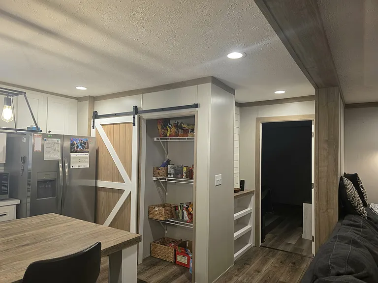 483 W Wilmouth Rd — Photo 4