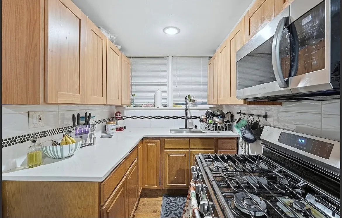 2 bed, $2,000 — Photo 1