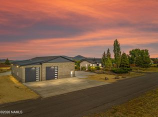 8205 N Reata Rd, Flagstaff, AZ 86004