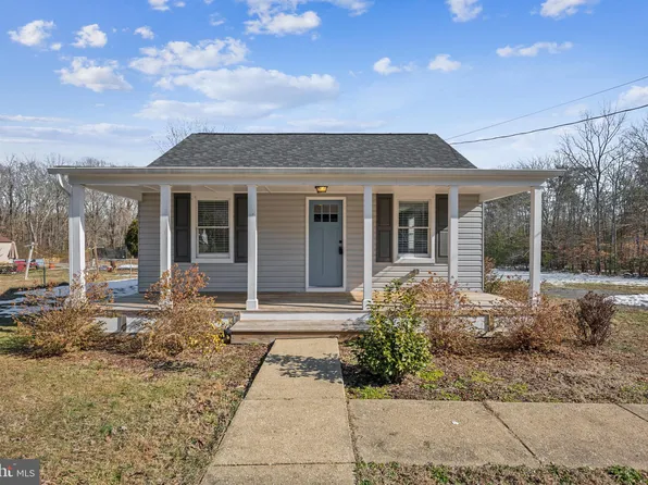 7910 Fairground Rd, La Plata, MD 20646