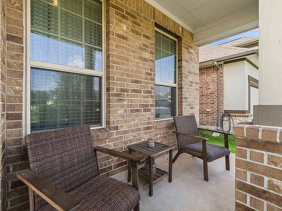 4th image of 30985 Laurel Creek Ln