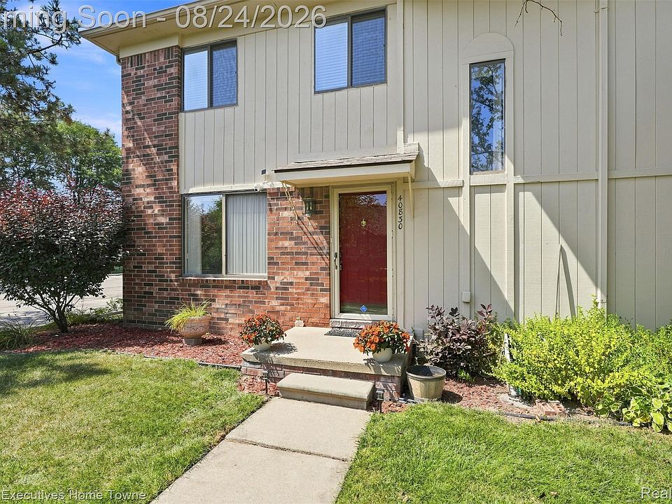 1st image of 40830 Highpointe Dr #17