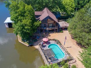 50052 Sunset Point Dr, Amory, MS 38821
