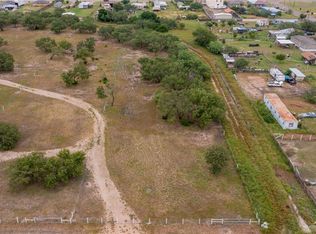 401 E Wisconsin Rd #6, Donna, TX 78537