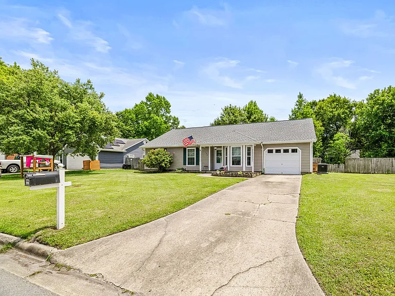 132 Stonemark Ct — Photo 4