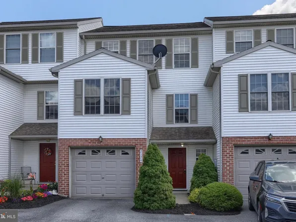 2124 Autumn Ct, Lebanon, PA 17042