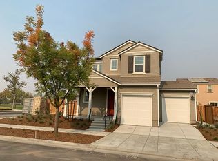 4447 Hillside Rd, Madera, CA 93636