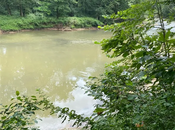 28 Woodland Ave, Clarkson, KY 42726