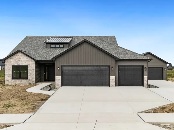 2851 Quinlado Ln, Fort Wayne, IN 46818