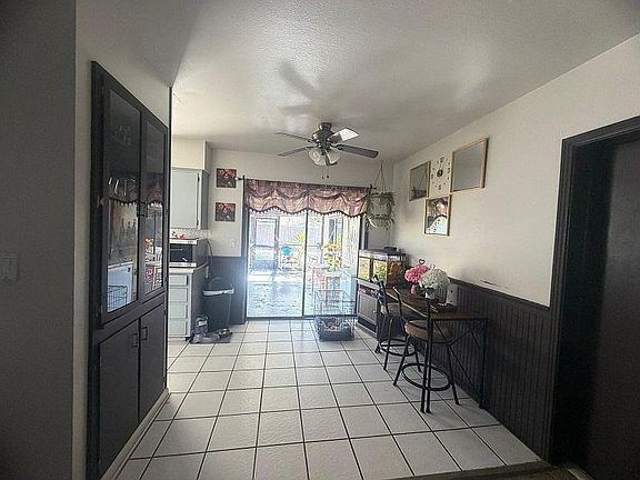 3rd image of 8709 N Renfrew Pl