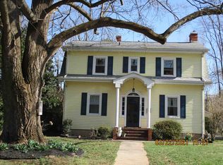 908 Woodrow Ave, Waynesboro, VA 22980