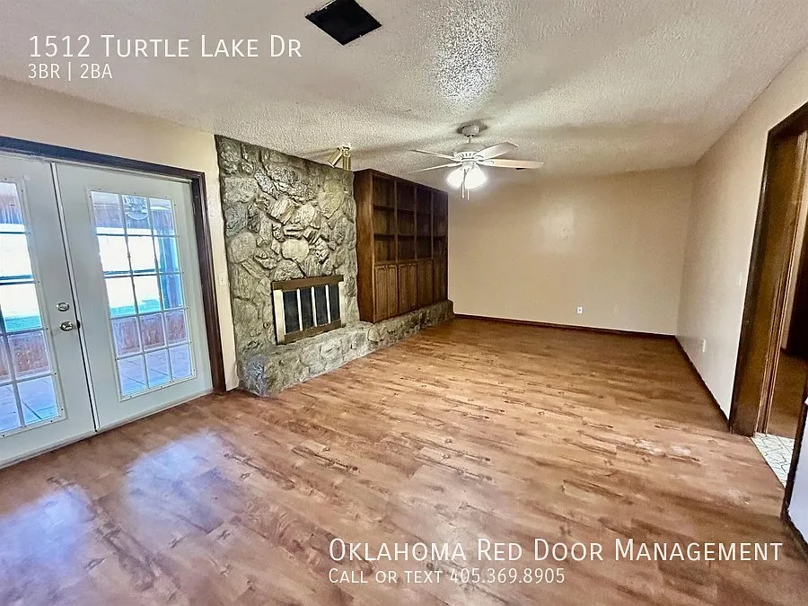 Great Moore Location Near Schools, Shopping & I-35 Final Make-Ready Finishing Soon — Photo 2