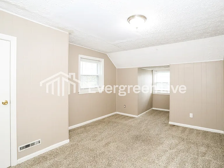 3005 Sheldon Ave — Photo 11