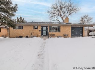 807 Arapaho St, Cheyenne, WY 82009