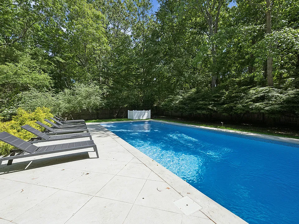 56 Underwood Dr
