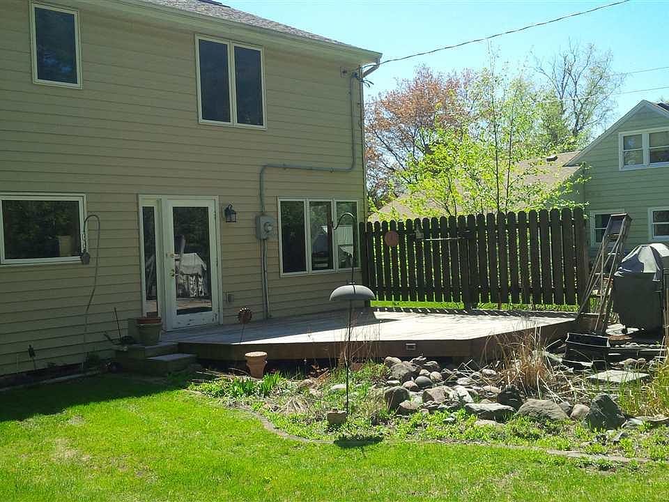 2nd image of 1509 Vermilion Rd